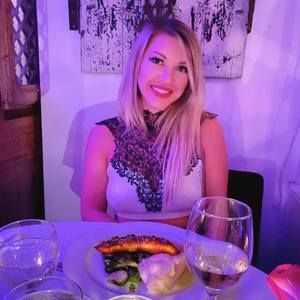 Meet your Posher, Kara